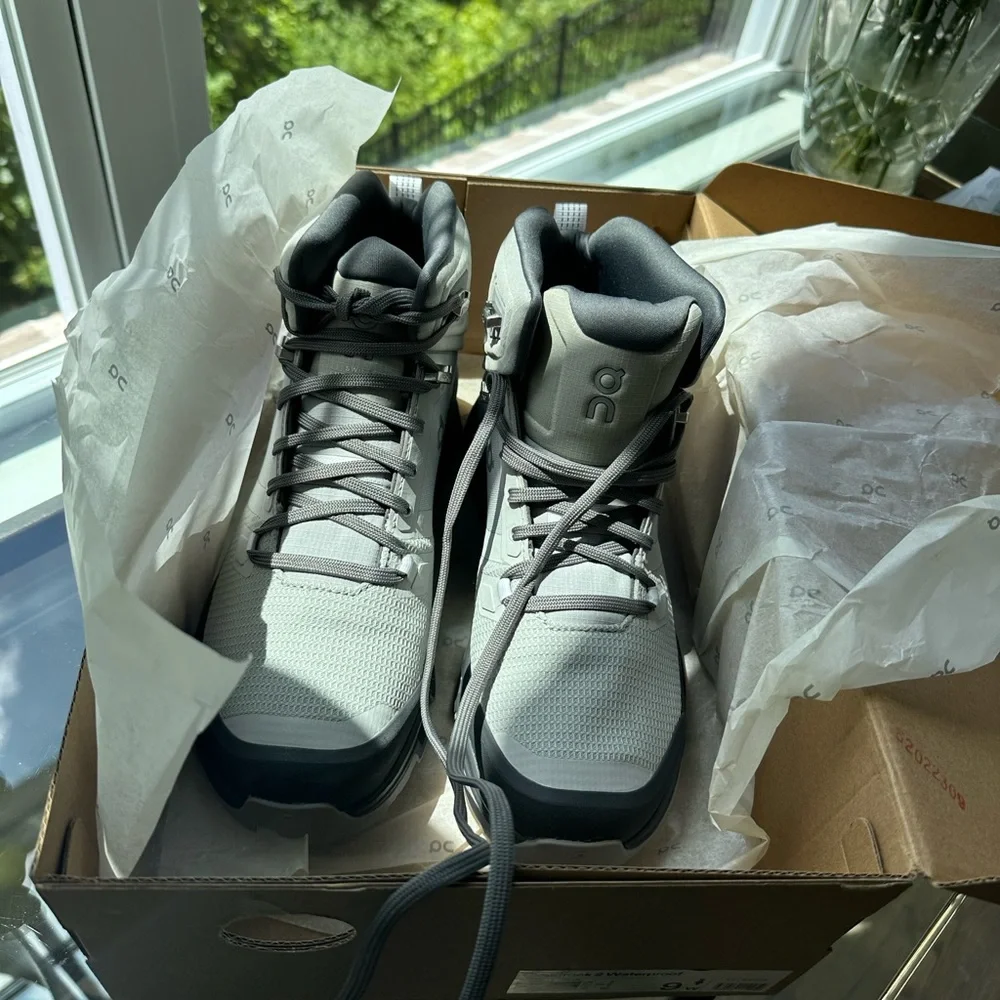 ON WOMEN’S CLOUDROCK 2 WATERPROOF GLACIER ECLIPSE Size 9 - Picture 10 of 11